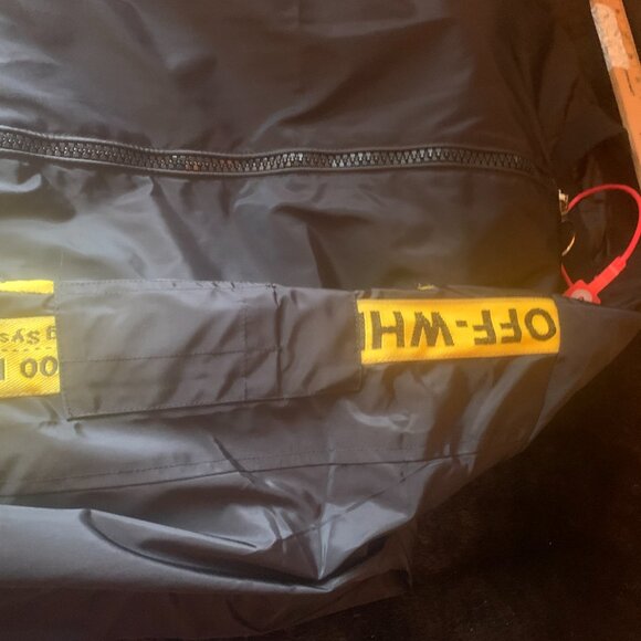 Off-White Bomber Jacket - 2019 - men XL fits like L- SAMPLE - made in Europe - - Picture 6 of 9